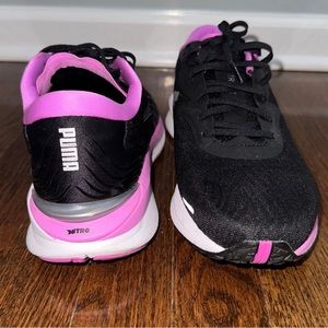 Women’s PUMA Sneakers